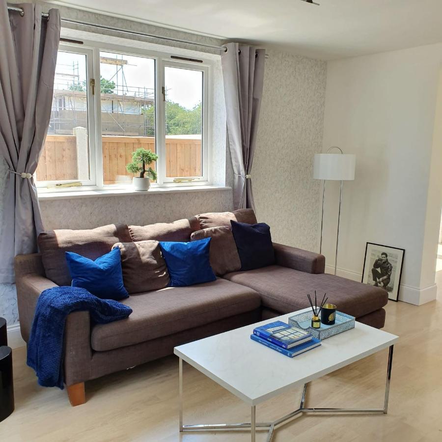 Spacious Beautiful And Warm Cottage With Parking Chelmsford Dış mekan fotoğraf